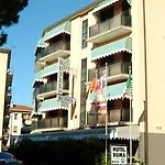 Roma Hotel 3*