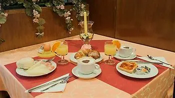 ホテル Roma 3*