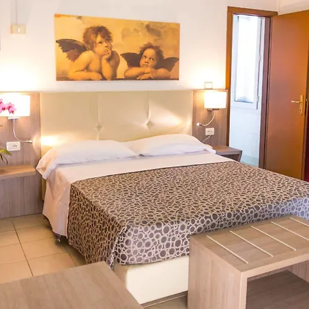 Hotel Roma 3*